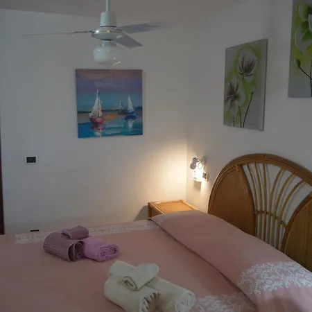 Casa Lantana Apartamento Porto Taverna